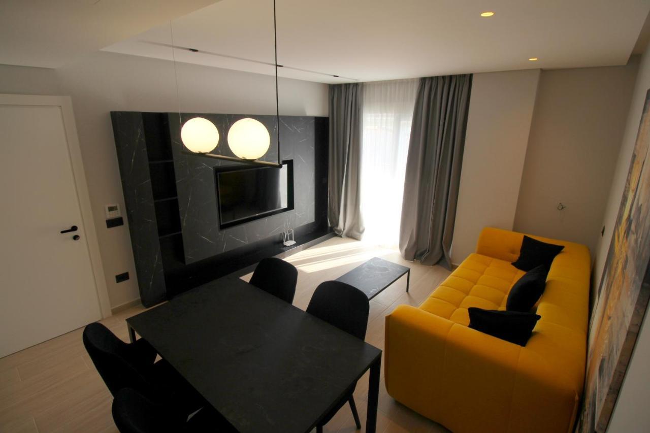 "The View" Luxury Apartments Saranda Kültér fotó